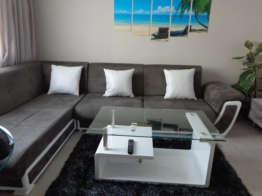 Luxury Apartment Lazur 2 Burgas City 0*,  Bulgaria